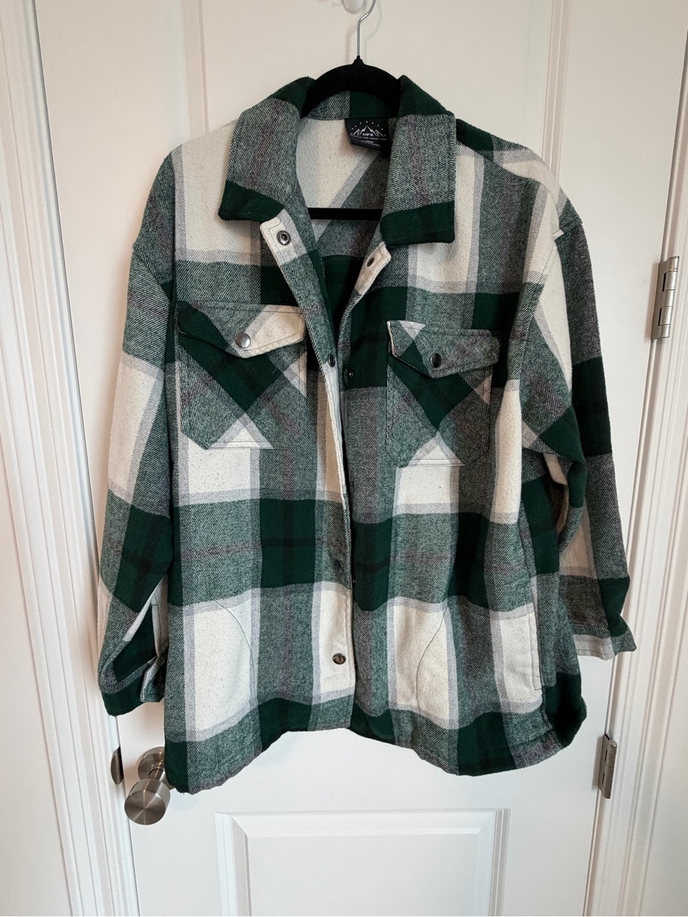 HFX Green Cream Plaid Utility Shacket with Chest Pockets